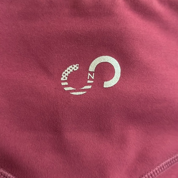 Curves N Combat Boots 3/4 Leggings with Pockets - Picture 5 of 5